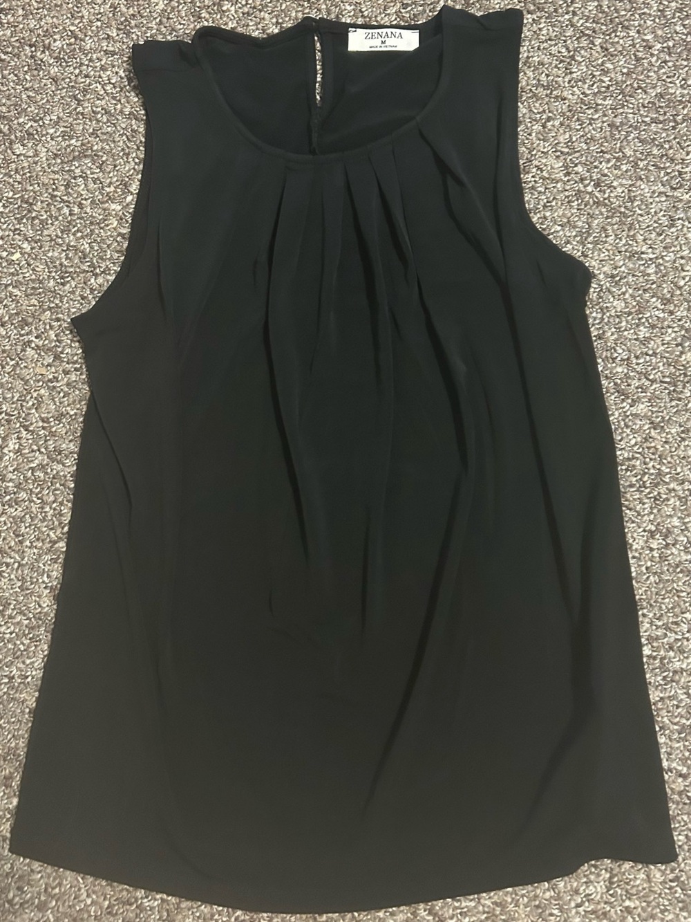Zenana M Women’s Black Pleated Neck Sleeveless Top with keyhole pearl back
